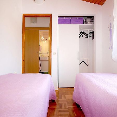 Apartment Bedenikovic By El-Pi Tours مالينسكا المظهر الخارجي الصورة