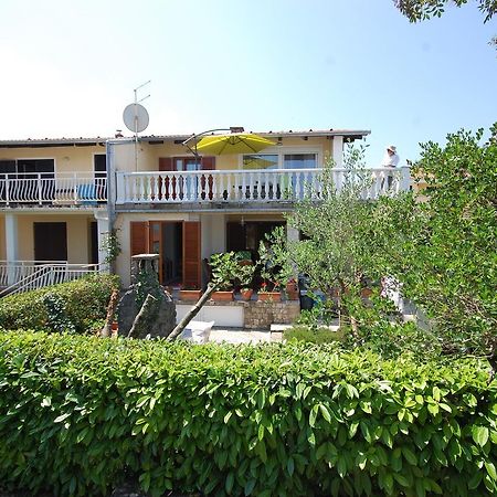 Apartment Bedenikovic By El-Pi Tours مالينسكا المظهر الخارجي الصورة