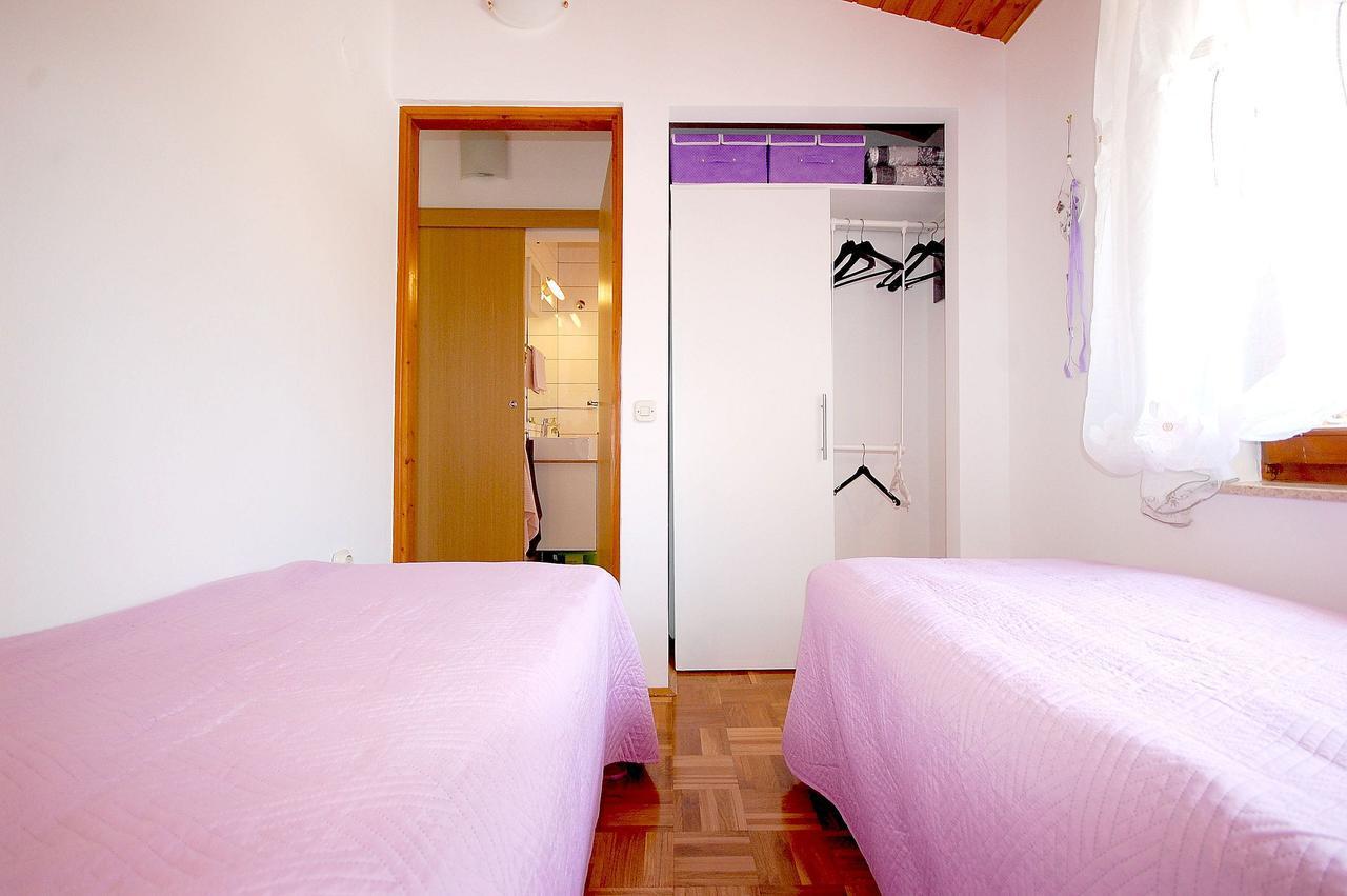 Apartment Bedenikovic By El-Pi Tours مالينسكا المظهر الخارجي الصورة